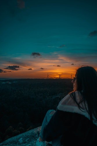 Filosofi Sunset Bagiku Yang Selalu Mencintainya