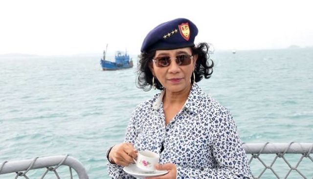 Menteri Kelautan dan Perikanan Susi Pudjiastuti ( img nusantaranews.co )