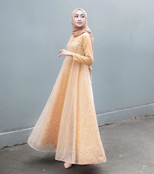 kebaya lamaran hijab modern