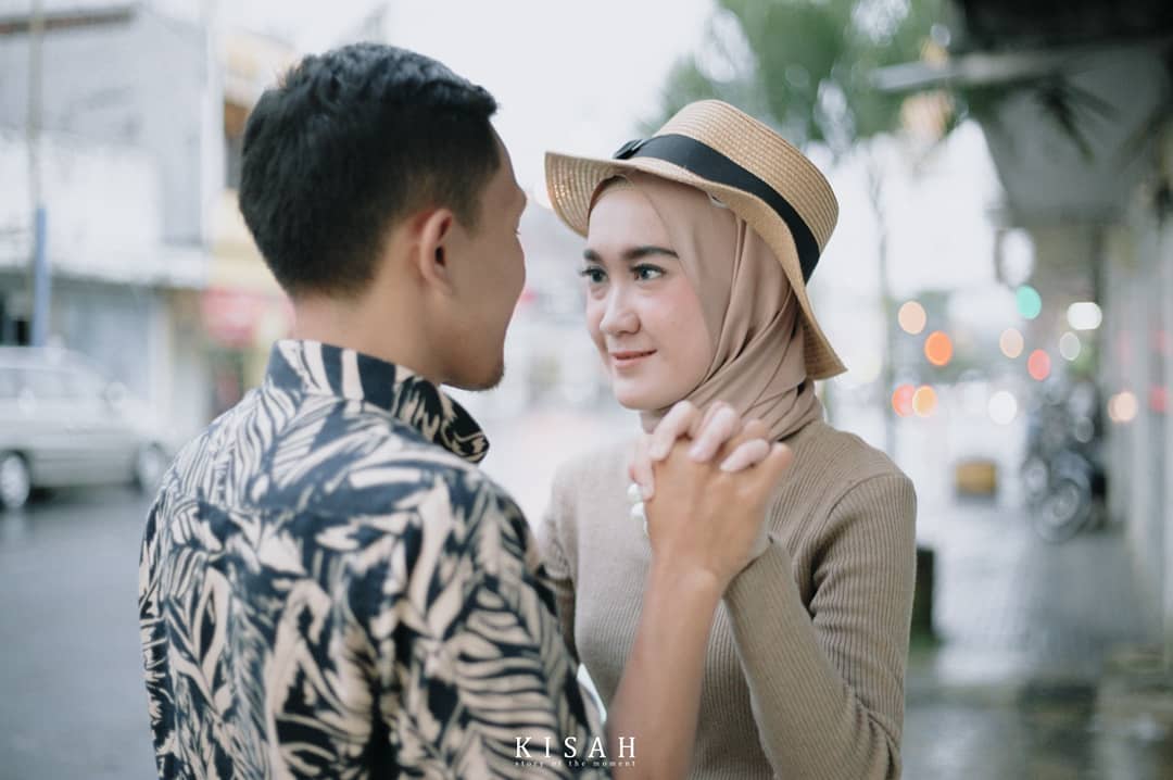 Kini Biarkan Aku Mencintaimu dengan Caraku Sendiri, dengan Memohon Kepada Sang Pemilik Hatimu