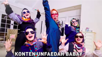 Viral Video Emak-Emak Eksis Ajak Tarawih Pakai Parodi Lagu BlackPink. Jiwanya Kawula Muda nih!