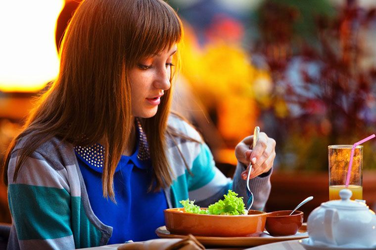 5 Jenis Makanan Murah Meriah Ini Buat Sahurmu Lebih Sehat. Bonusnya Nggak Lemes Seharian!