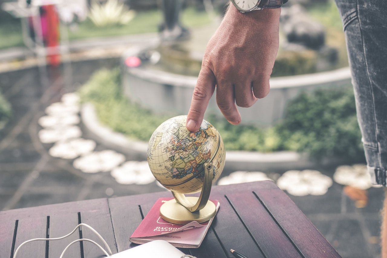 Menghadapi Era Globalisasi sebagai Tantangan Berkebangsaan