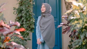 Putuskan Hijrah di Bulan Ramadan? Ini 6 Tips Stylish Manfaatkan ‘Baju Lama’ untuk Penampilan Barumu
