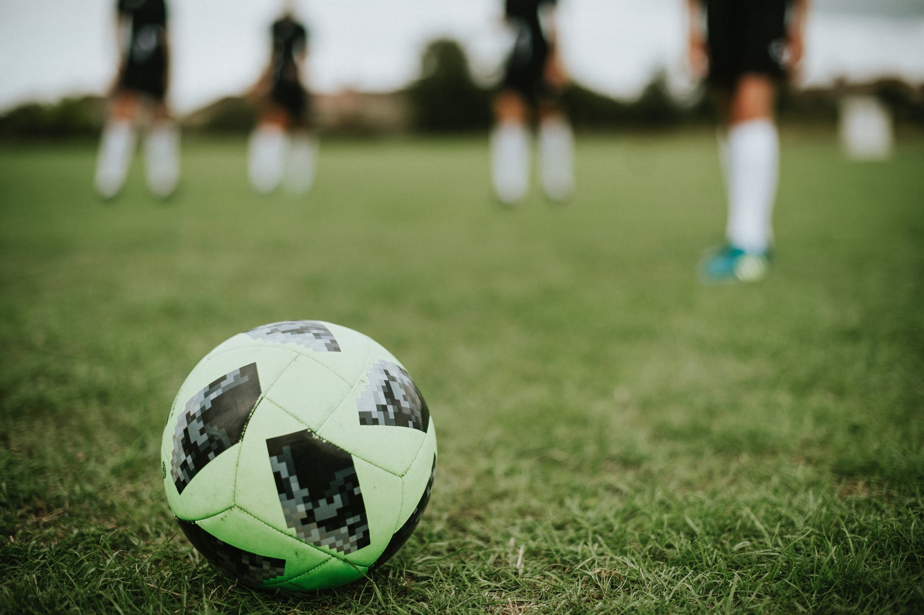 Menyikapi Kisruh dan Konflik Sepak Bola di Indonesia