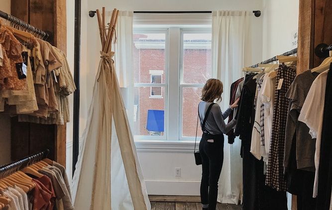 Menilik Makna Slow Fashion yang Dewasa Ini Sedikit Keliru