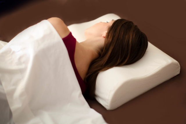 5 Jenis Bantal yang Bagus dan Nyaman Buat Tidur 15 Jenis Bantal foam