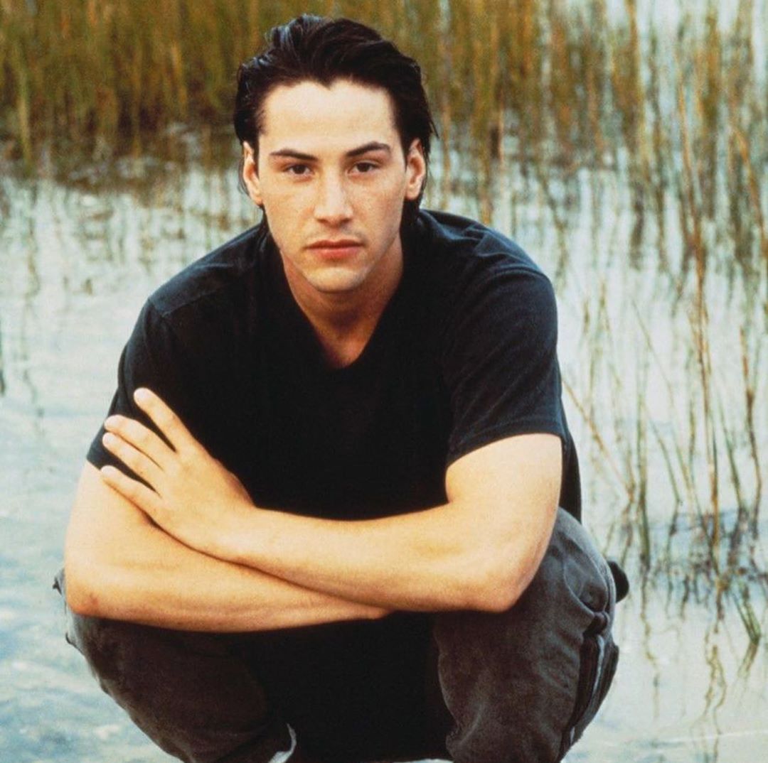 7+ Potret Keanu Reeves 30 Tahun Lalu. Ketampanannya Memang Tak Berkurang Sama Sekali~