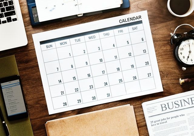 Waktu tidak bisa diulang, maka atur waktumu dengan pertimbangan matang.