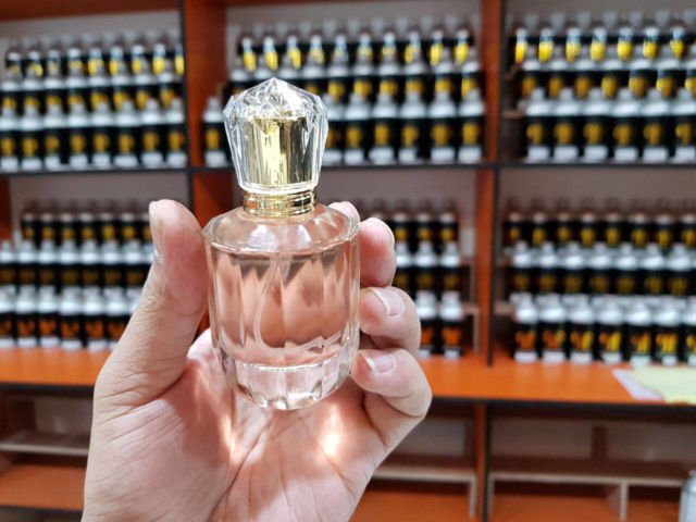 Blinke uafhængigt værdighed 9 Parfum Refill Termurah Buat Cowo & Cewe