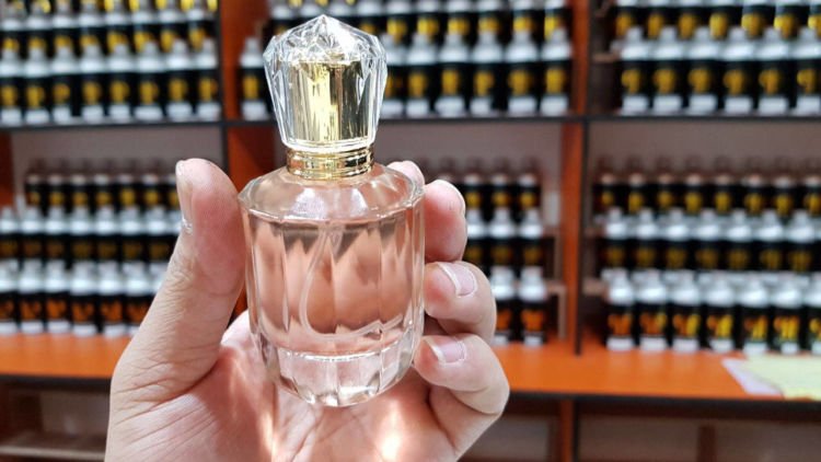 9 Parfum Refill Termurah Buat Cowo & Cewe