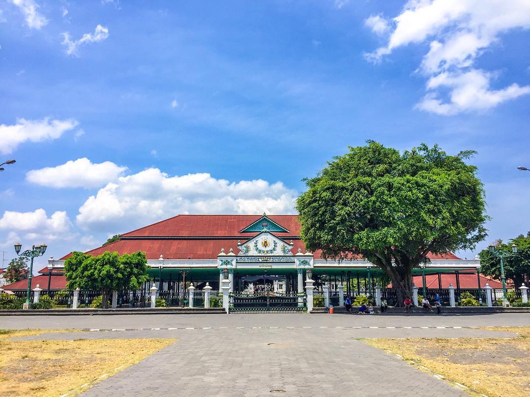 5 Lokasi Wisata Bersejarah di Yogyakarta Ini Sayang Banget untuk Dilewatkan. Apa Saja Ya?