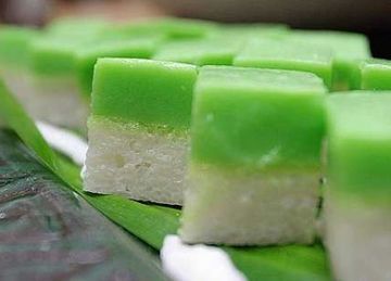 kue-srikaya-ketan