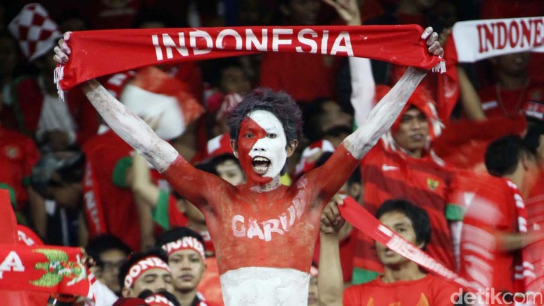 Pengen Nonton Bola di Stadion Tapi Takut Kena Rusuh? Coba Lakukan Tips Berikut