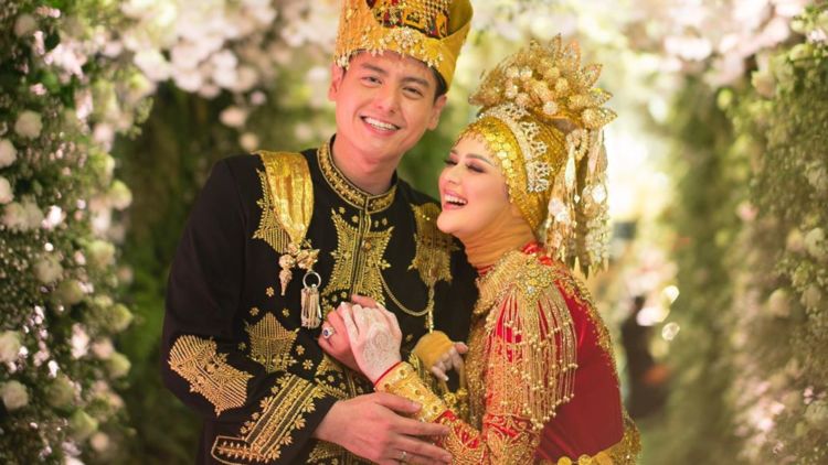 Belajar dari Kisah Roger Danuarta-Cut Meyriska, Jodoh Akan Datang Jika Sudah Waktunya