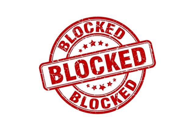 Microsoft will block the Windows 10 May 2019 Update if you have a USB drive or SD card connected