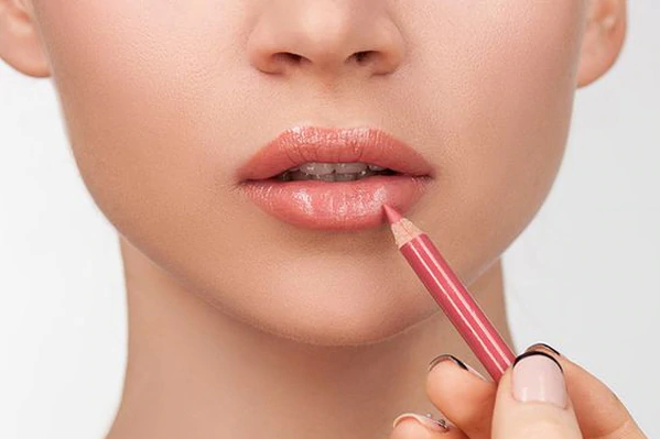 Tips pakai lip liner