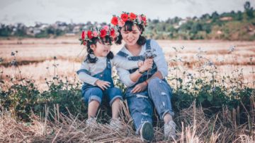 5 Alasan Realistis Para Ibu Sah-sah Saja Jadi ‘Egois’. Bukankah Ibu Juga Butuh Bahagia?