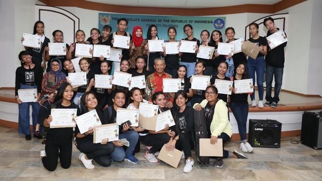“Dengan Berlatih pasti akan Bisa, Bisa itu karena Biasa”. 