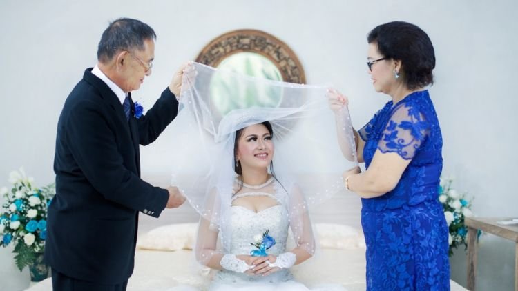 Kumpulan Kalimat Rindu untuk Ayah dan Ibu yang Telah Berpulang. Semoga Bisa Mengobati Kerinduan
