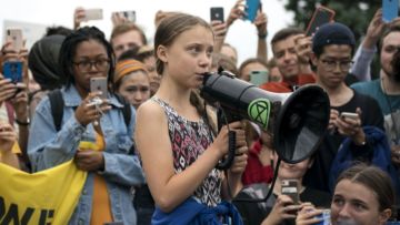 Kenalan dengan Greta Thunberg, Remaja 16 Tahun yang Buktikan Usia Bukan Halangan untuk Berani Bicara