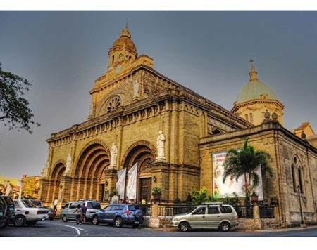 Manila  Cathedral dan gereja Agustin