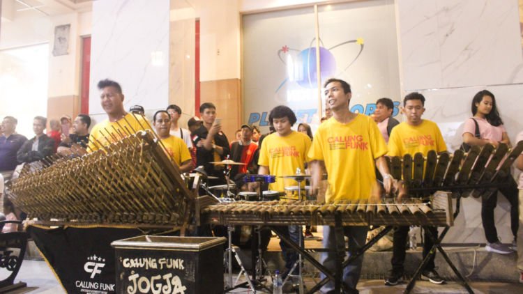 5 Pertunjukan Live Music di Jogja yang Seru dan Gratis. Dari Tradisional sampai Modern, Semua Ada~