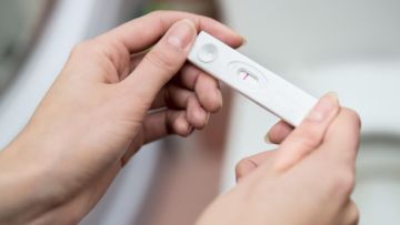 Tak Mual dan Hasil Testpack Negatif, Ternyata Sudah Hamil Tua. Kok Bisa Tak Sadar Kehamilannya ya?