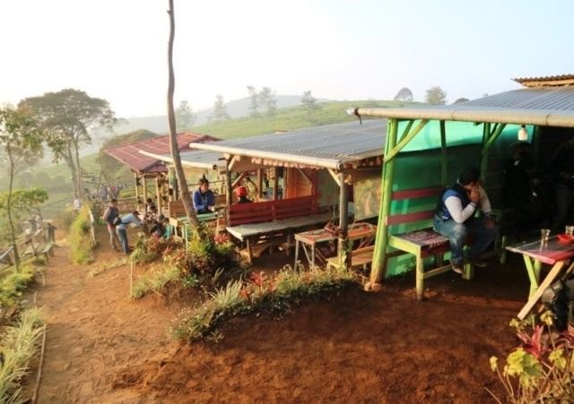 Berkunjung ke Puncak Giri Pangalengan, Sunrise Point Terbaik di Bandung 1 Dokumentasi pribadi
