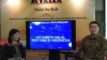 Setelah Kulkas, Sekarang Ada Juga Kacamata Versi Halal. Katanya Pertama di Indonesia lo