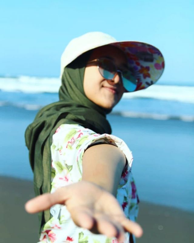 gaya foto di pantai