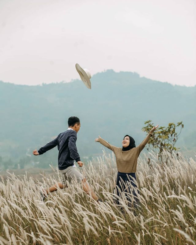 Prewedding Casual Outdoor