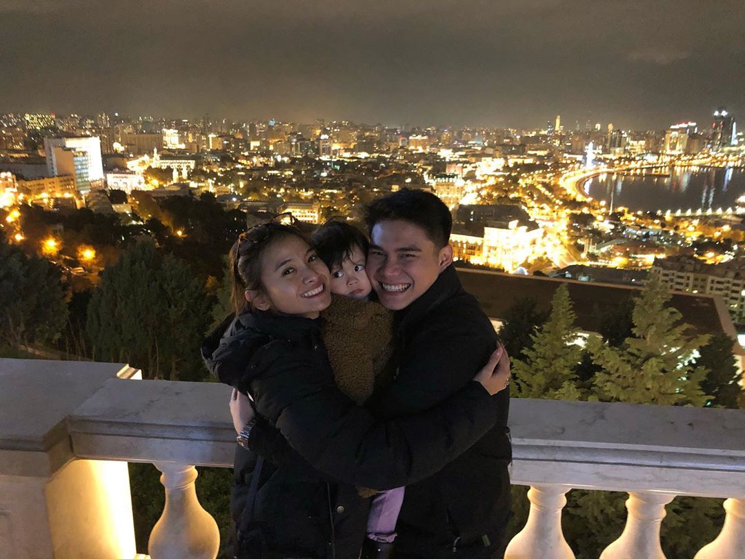 10 Artis yang Kini Tinggal di Luar Negeri karena Ikut Suami