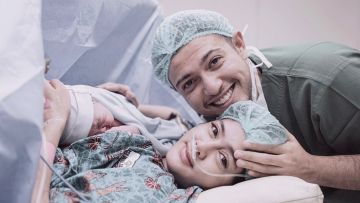 Istri Rifky Balweel Lahiran Saat Tahun Baru, sang Bayi Ternyata Udah Punya Dua Gigi!