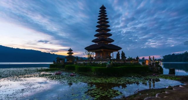 Pura DI Bali