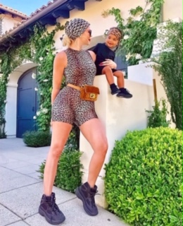khloe kardashian