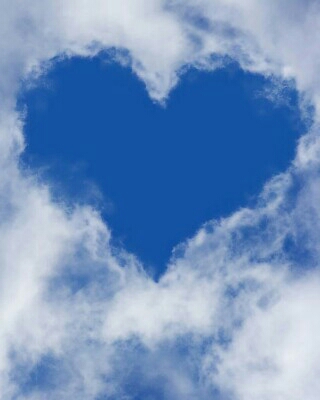 https://pixabay.com/id/photos/search/jantung-langit-awan-langit-biru-1213475/