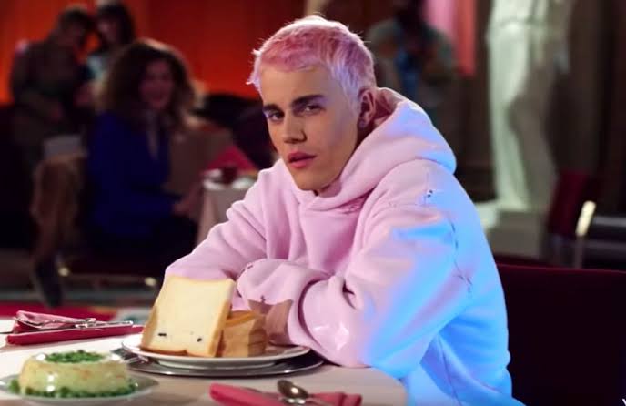 Setelah Lama Rehat, Justin Bieber Kembali Mengeluarkan Single Terbaru Yummy dan Dokumenter Berjudul Justin Bieber: Seasons