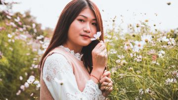 Hey Kamu yang Baru Putus Cinta, Yuk Ikuti 6 Tips Mengalihkan Pikiran Biar Nggak Kepikiran Dia Melulu!