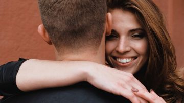 5 Cara yang Salah untuk Menguji Kesetiaan Pasangan. Nggak Heran Kalau Malah Bubaran