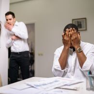 Jangan Kebawa Stres dalam Bekerja, 6 Cara Ini Ampuh Bantu Kamu Mengatasinya