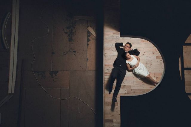 12 Ide Pre-wedding Santai untuk Kaum Rebahan. Bisa di Manapun, Pakai Kostum Apapun, Yay!