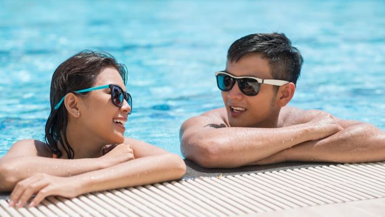 Mengulik Mitos Berenang Bisa Bikin Hamil. Jangan Sesat, ini Penjelasan Medisnya yang Tepat