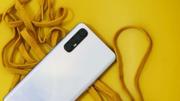 Tegaskan Posisi Sebagai Merek Teknologi, OPPO Luncurkan Perangkat Seri Reno3 Pro dan A12 untuk Konsumen Indonesia