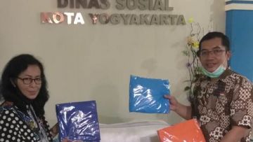 #PelukJauh Tenaga Medis, XM Global Donasikan APD ke Rumah Sakit dan Dinsos Yogyakarta