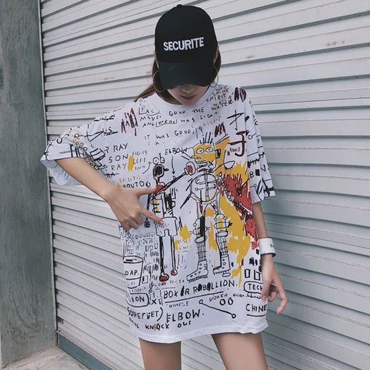 Sempat Dicap Nyeleneh Bahkan Dicaci, Kini 4 Desain Fashion Ini Justru Trending dan Dipuji! 11 Sempat Dicap Nyeleneh Bahkan Dicaci, Kini 4 Desain Fashion Ini Justru Trending dan Dipuji!