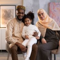 Orang Tua Harus Tahu! Sebaiknya Lakukan 5 Hal Ini Saat Anak Berniat Ikut Puasa