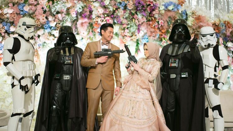 10 Tema Pernikahan Bertema Hobi dan Hal-hal yang Kalian Suka. Ugh, Gemasnya~