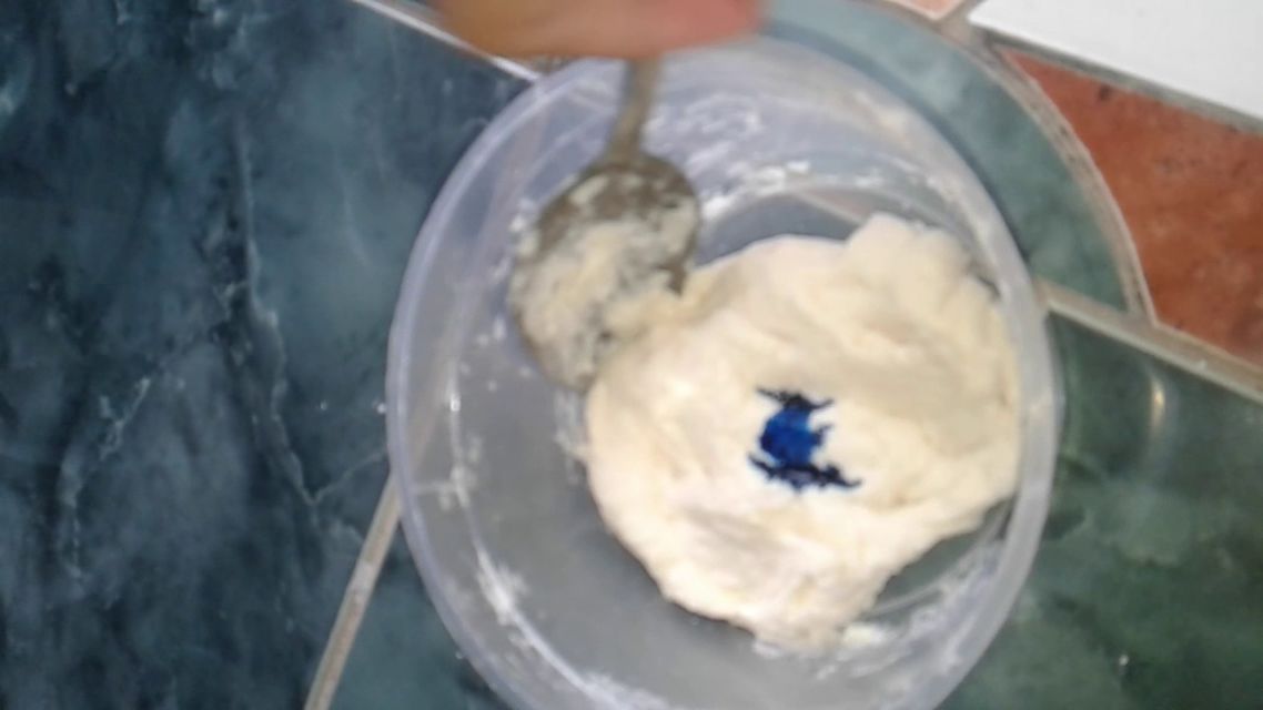 cara membuat slime dengan tepung terigu