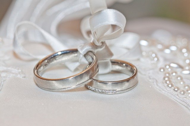Untukmu yang Sering Galau di Momen Lebaran Saat Ditanya Kapan Nikah?